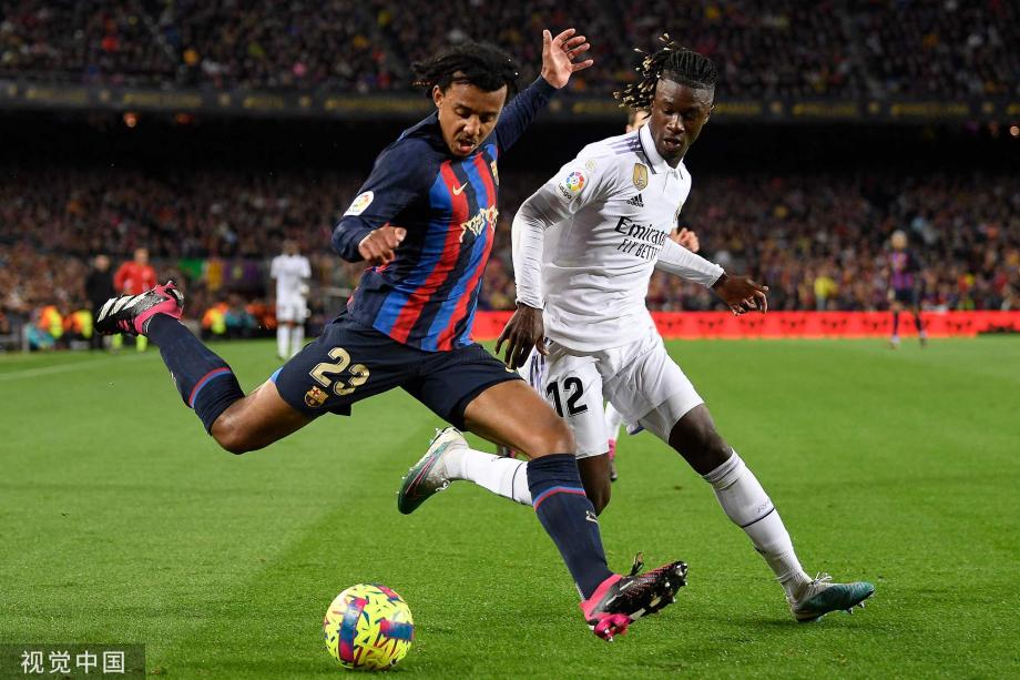 慢镜头：亚特兰大高层视穆尼斯为主要引援目标，已前往英格兰（慢镜头：亚特兰大将穆尼斯列为头号引援目标，高层已赴英洽谈）