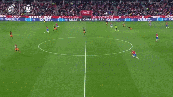 巴萨旧将：足球世界没人能达到梅西的高度，他让我们变得更好（巴萨旧将：足坛无人能与梅西比肩，他让我们更出色）